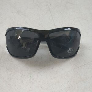 Sleek Black UV400 Men's Sunglasses